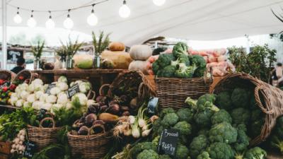 Green vegetable varieties at farmers market